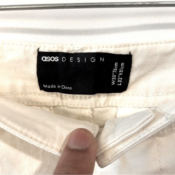 ASOS DESIGN Men’s White Cargo Regular Rise Tapered Pants Size 30x32 - Picture 6 of 11